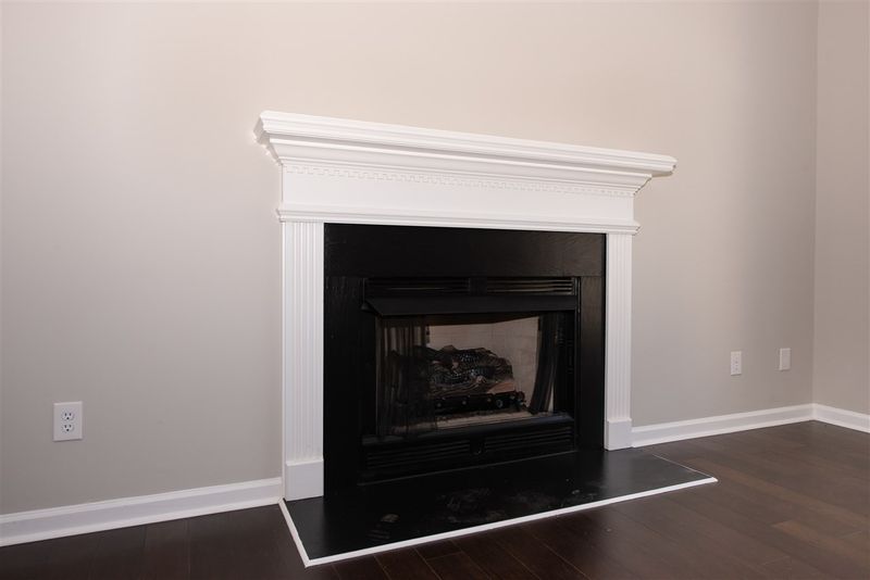 2432 Kingsboro Rd, Raleigh, NC 27610