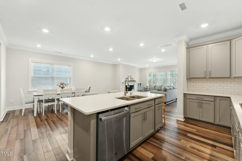 2432 Pikes Peak Dr, Raleigh, NC 27616