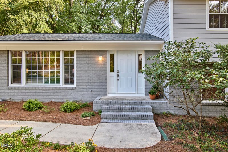 2432 Sedgefield Dr, Chapel Hill, NC 27514