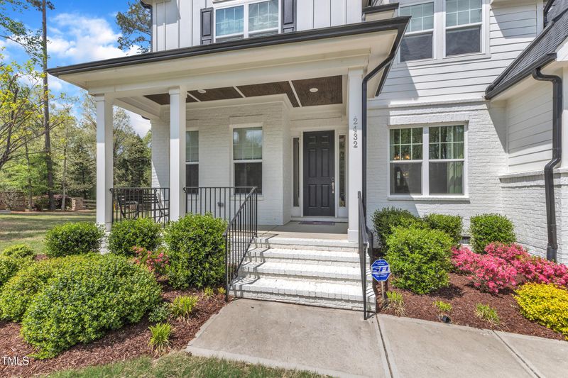 2432 Spindle Ct, Raleigh, NC 27603