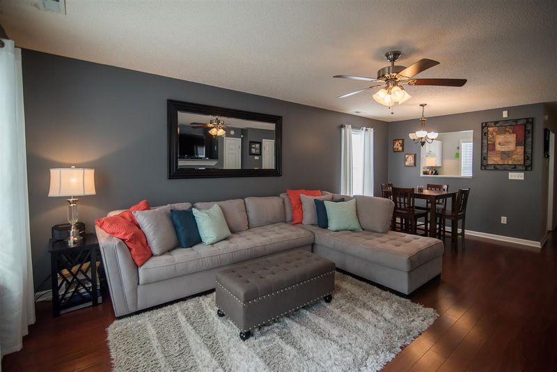 2433 Bay Harbor Dr, Raleigh, NC 27604