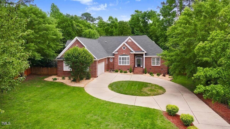 2433 Millstone Harbour Dr, Raleigh, NC 27603