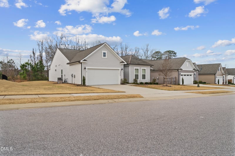 2433 Nassau Tc, Fuquay Varina, NC 27526