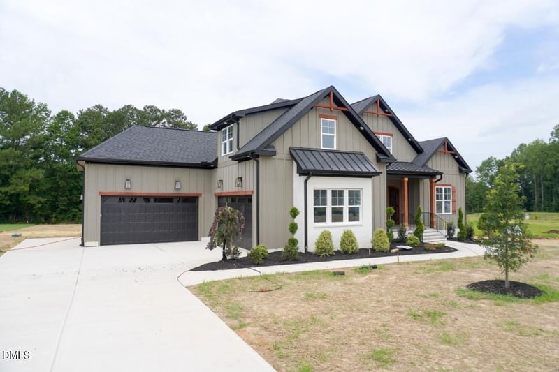 2433 Rosslare Mews Ln, Wendell, NC 27591