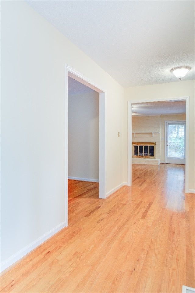 2433 Sedgefield Dr, Chapel Hill, NC 27514