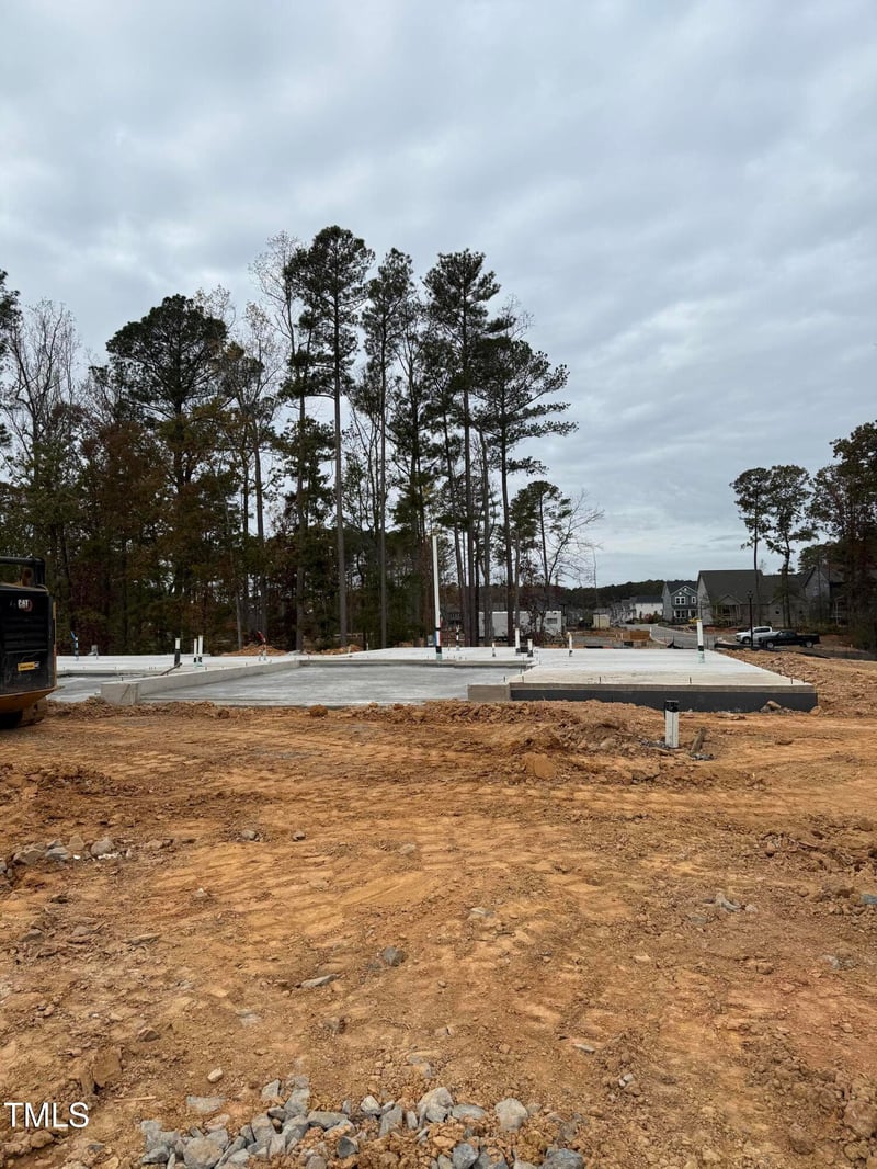 2434 Englemann Dr #355, New Hill, NC 27562