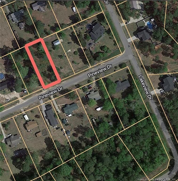 2436 Pineview Dr, Fayetteville, NC 28306