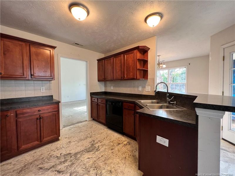 2437 Gray Goose Loop, Fayetteville, NC 28306