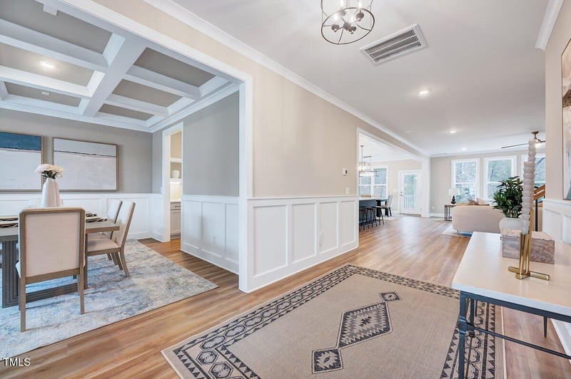 2437 Terri Creek Dr, Fuquay Varina, NC 27526