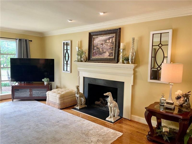 2438 Edgewood Ave, Burlington, NC 27215