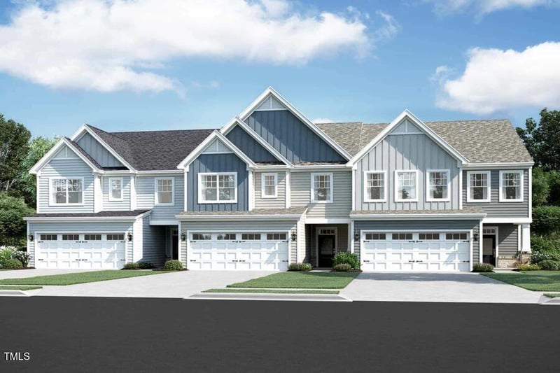 2438 Englemann Dr #357, New Hill, NC 27562