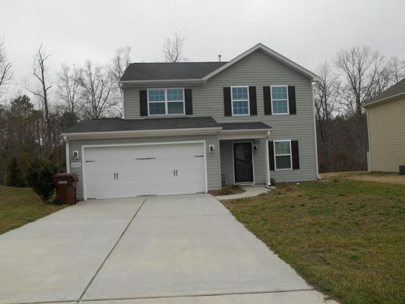 2438 Macleod St, Burlington, NC 27217