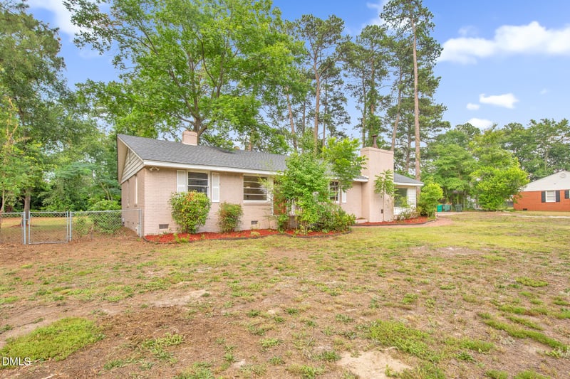 2439 George Owen Rd, Fayetteville, NC 28306