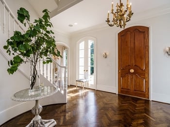 2439 Lake Dr, Raleigh, NC 27609
