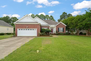 244 Bayhill Dr, Smithfield, NC 27577