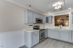 244 Beechtree Dr, Cary, NC 27513