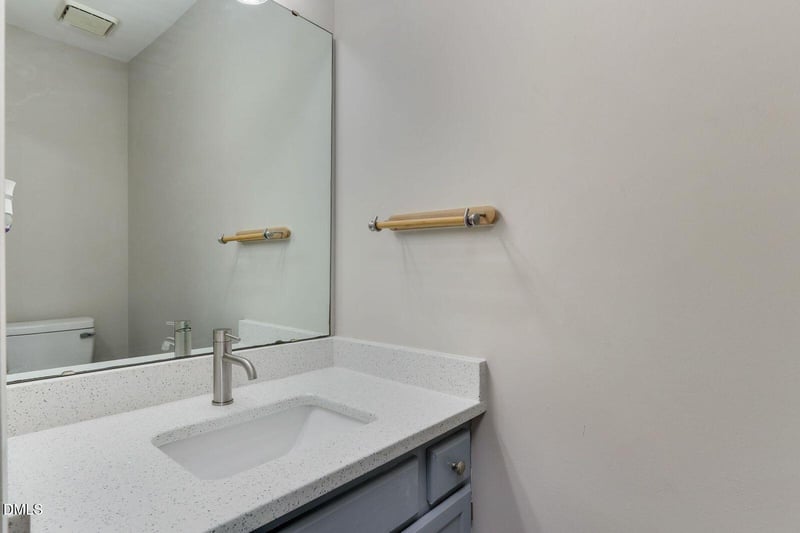 244 Beechtree Dr, Cary, NC 27513