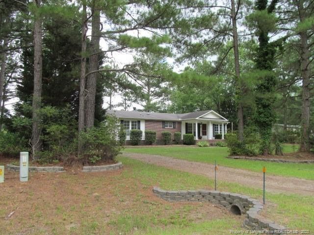 244 Cherry Berry Ln, Sanford, NC 27332