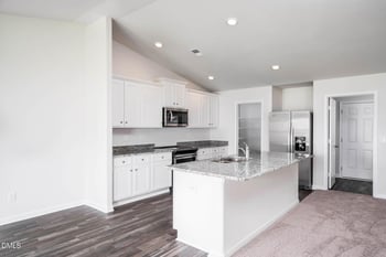 244 Custer Dr, Mebane, NC 27302