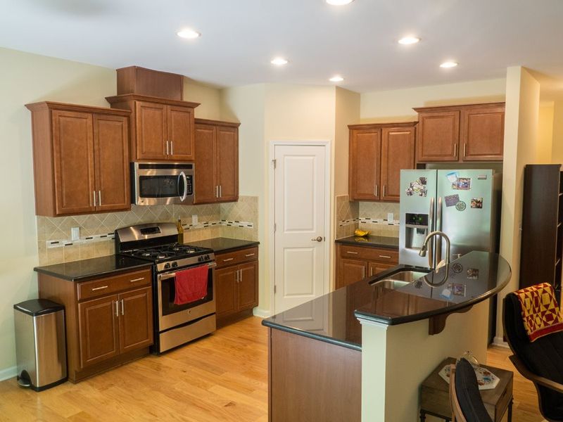 244 Kylemore Cir, Cary, NC 27513