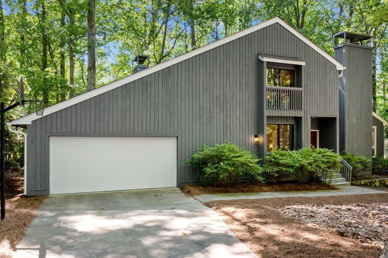 244 Old Forest Creek Dr, Chapel Hill, NC 27514