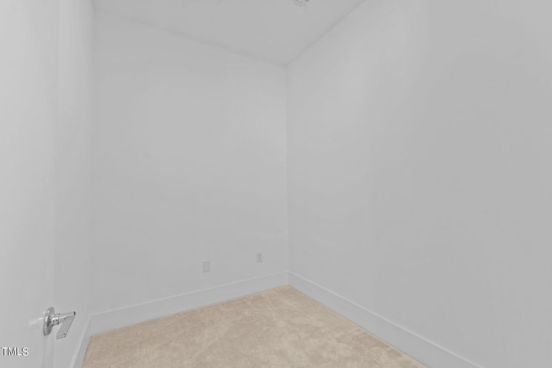 2441 Campus Shore Dr #105, Raleigh, NC 27606