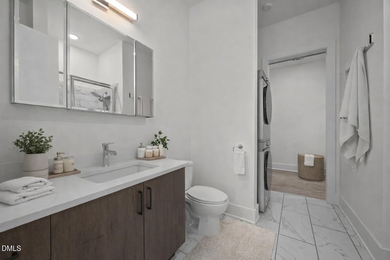 2441 Campus Shore Dr #109, Raleigh, NC 27606