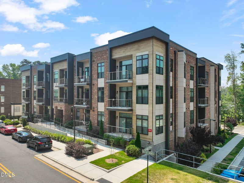 2441 Campus Shore Dr #109, Raleigh, NC 27606