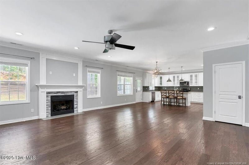 2441 Lakeview Dr, Fayetteville, NC 28306