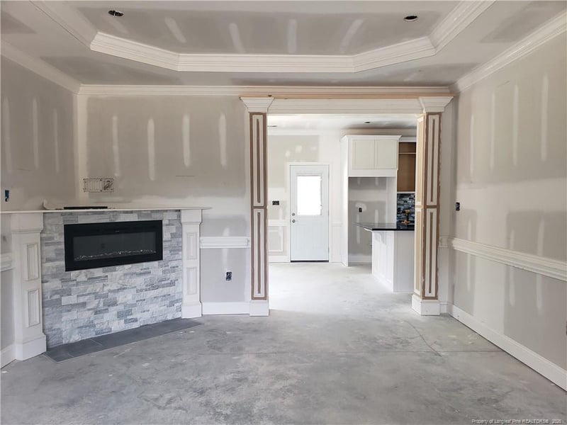 2441 Live Oak Dr, Fayetteville, NC 28306