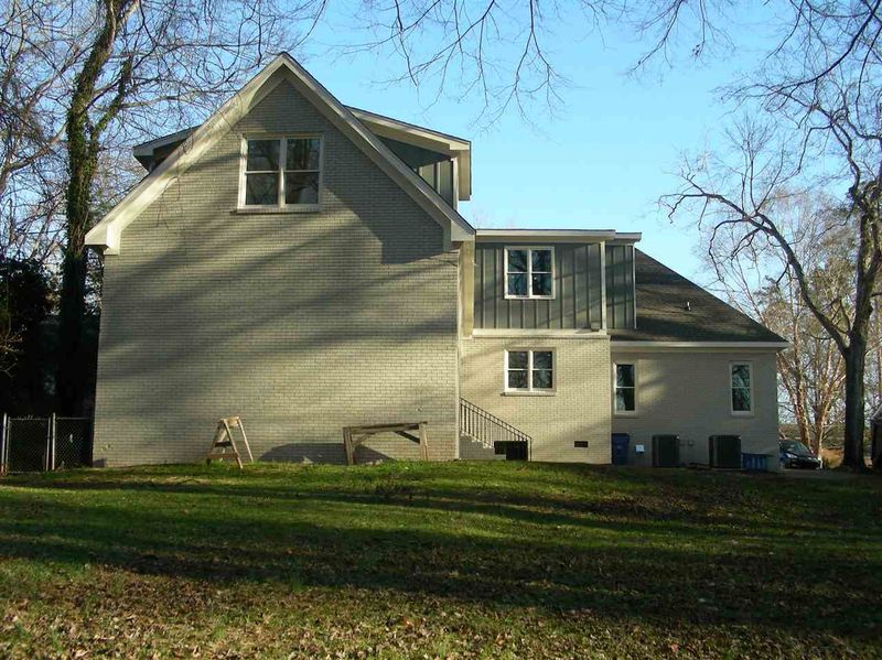 2443 Medway Dr, Raleigh, NC 27608