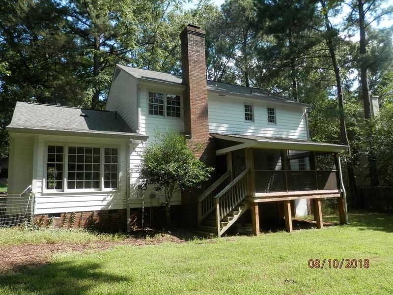 2443 Wayfarer Ct, Chapel Hill, NC 27514