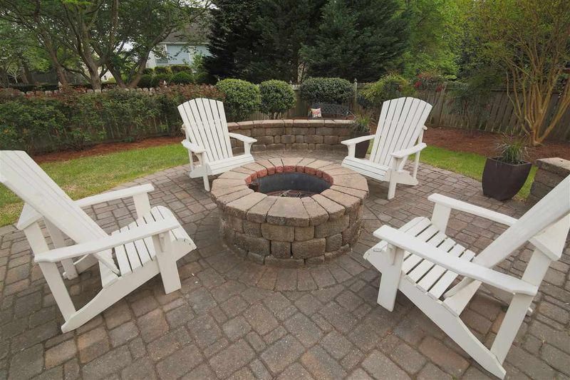 2444 Falls River Ave, Raleigh, NC 27614