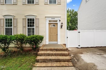 2445 Sapphire Valley Dr, Raleigh, NC 27604