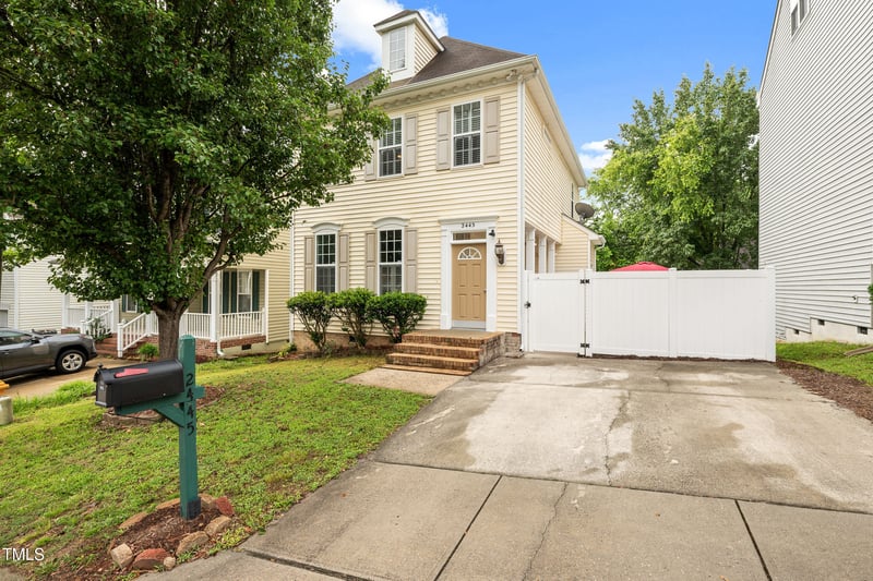 2445 Sapphire Valley Dr, Raleigh, NC 27604