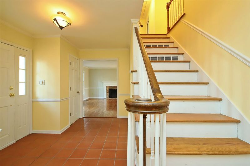 2446 Springview Trl, Chapel Hill, NC 27514