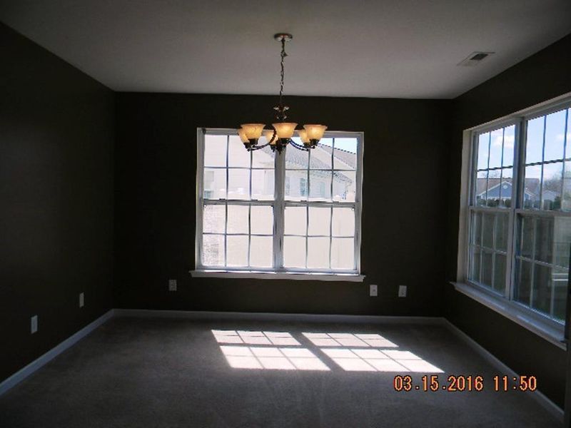 2449 Greenview Dr, Graham, NC 27253