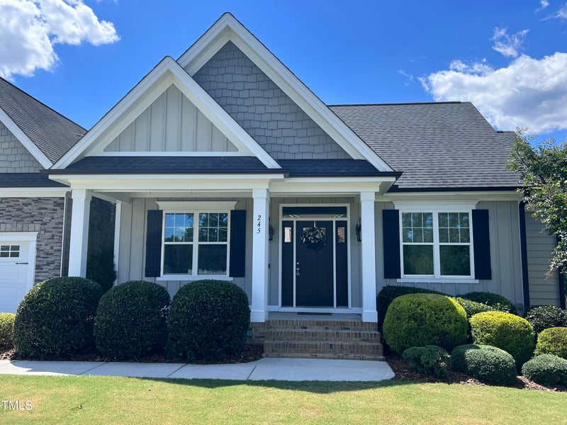 245 Beckwith Ave, Clayton, NC 27527