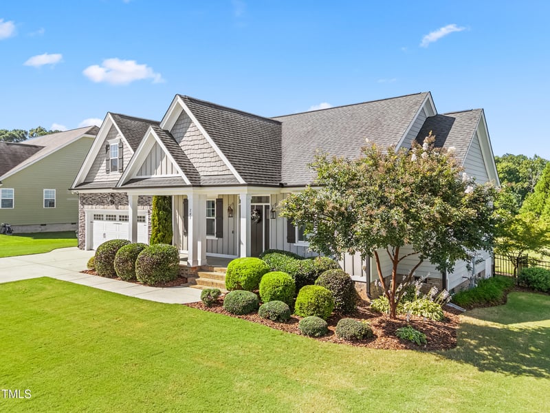 245 Beckwith Ave, Clayton, NC 27527