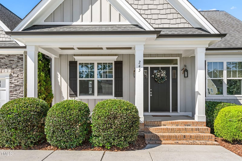 245 Beckwith Ave, Clayton, NC 27527