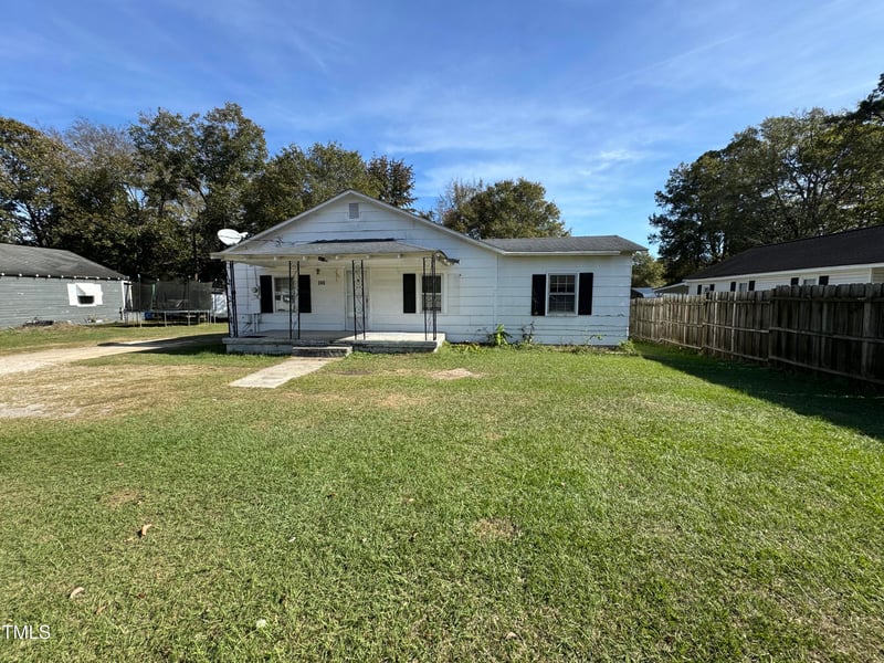 245 Galilee Rd, Smithfield, NC 27577