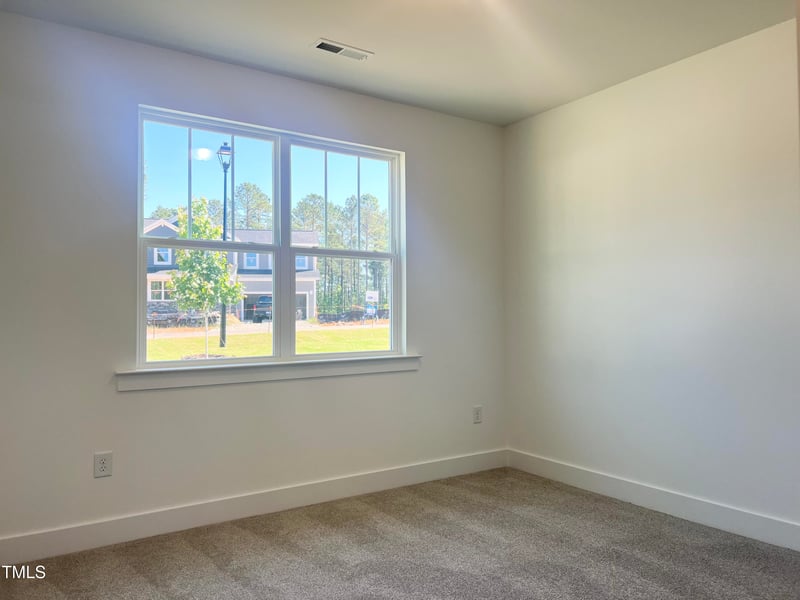 245 Golfview Ave, Benson, NC 27504