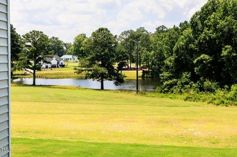 245 Golfview Ave, Benson, NC 27504
