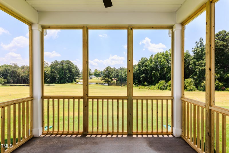 245 Golfview Ave, Benson, NC 27504