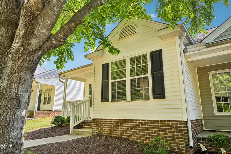 245 Highgate Cir, Wake Forest, NC 27587