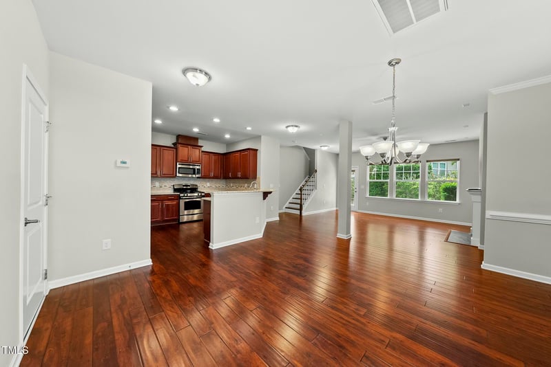 245 Kylemore Cir, Cary, NC 27513