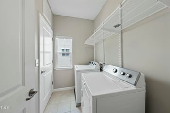 245 Kylemore Cir, Cary, NC 27513