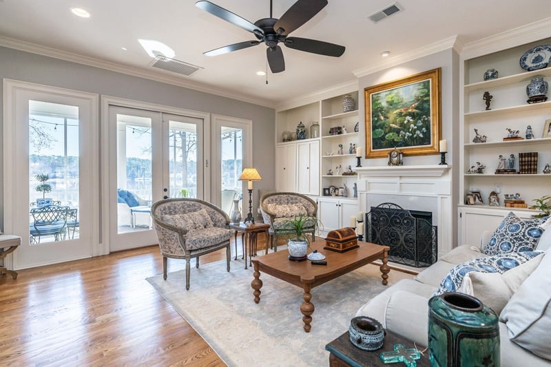 245 Lakeview Dr, Sanford, NC 27332