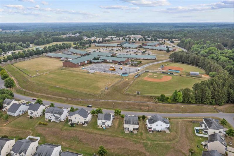 245 Payton Dr, Clayton, NC 27527