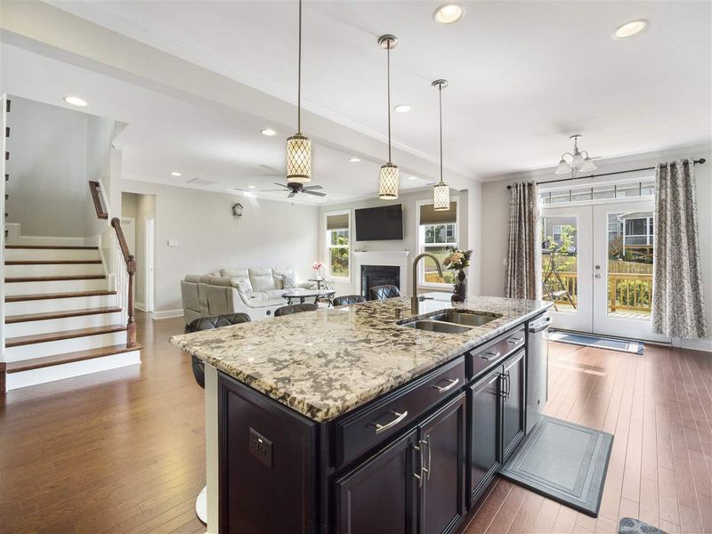245 Turner Oaks Dr, Cary, NC 27519